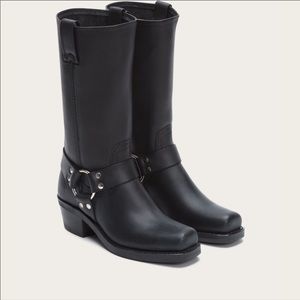 Frye Harness 12R boots size 6 NEW!